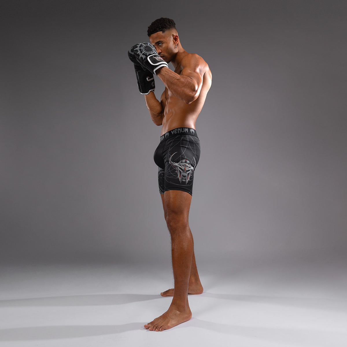 Short de compression pour Hommes Venum Gladiator 5.0 - Noir/Argent - product-type_Shorts de compression