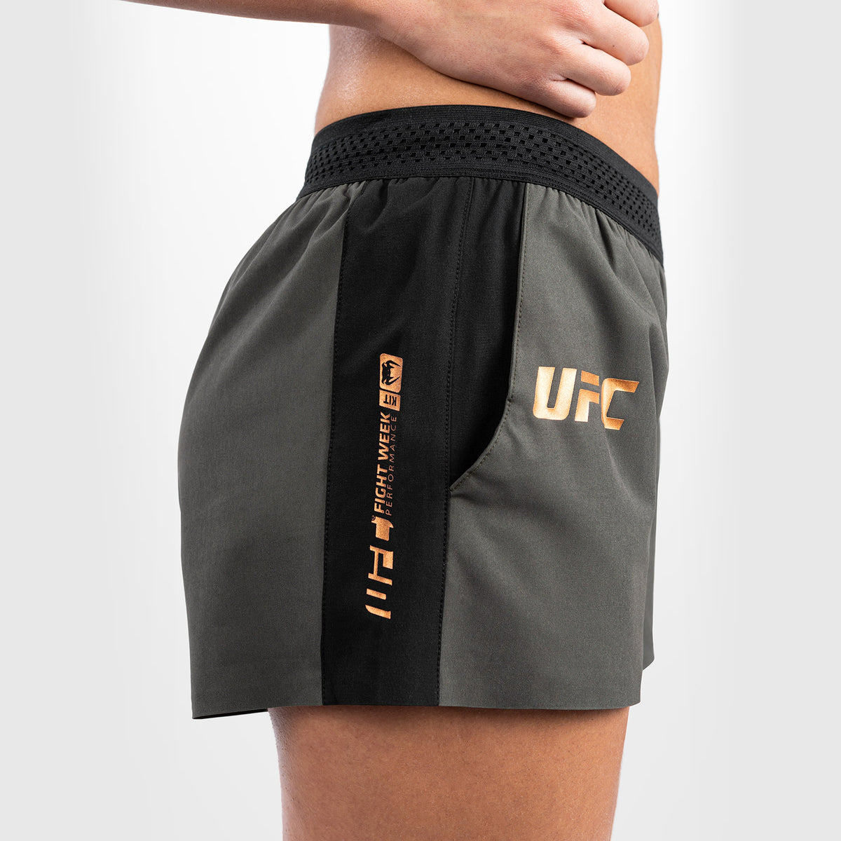 Short de performance pour Femmes UFC Adrenaline by Venum Fight Week - Khaki - product-type_Shorts de training