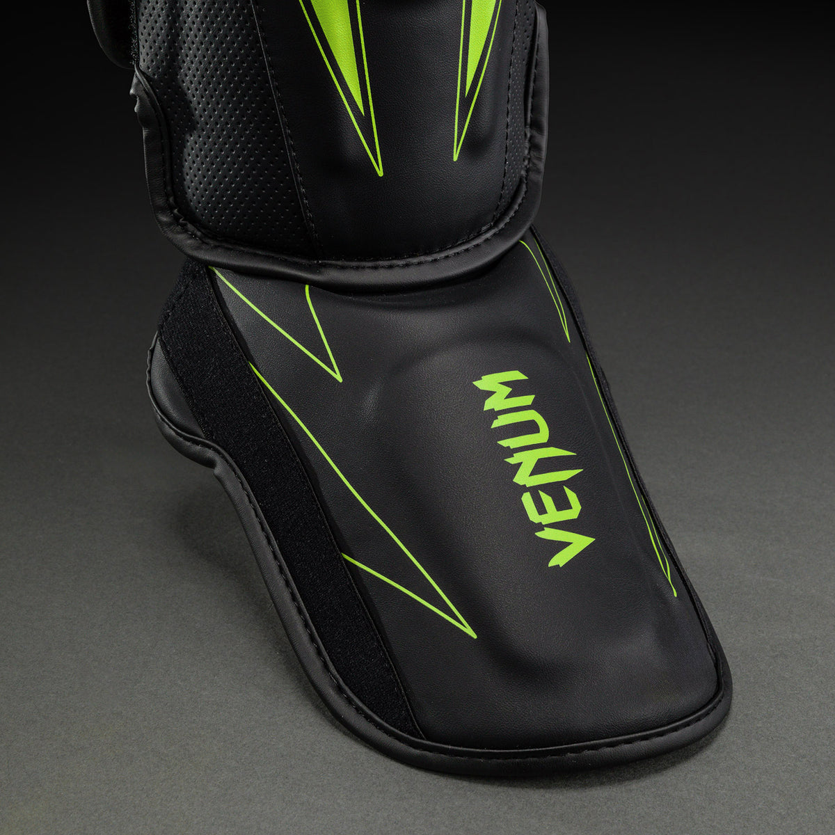 Protège-tibias Venum Amazonia Reborn - Noir/Vert - product-type_Protège-tibias
