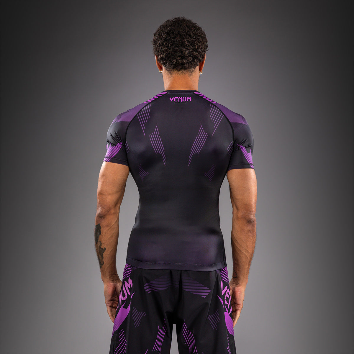 Rashguard à Manches Courtes Venum No-Gi 6.0 - Noir/Violet - product-type_T-Shirts de Compression