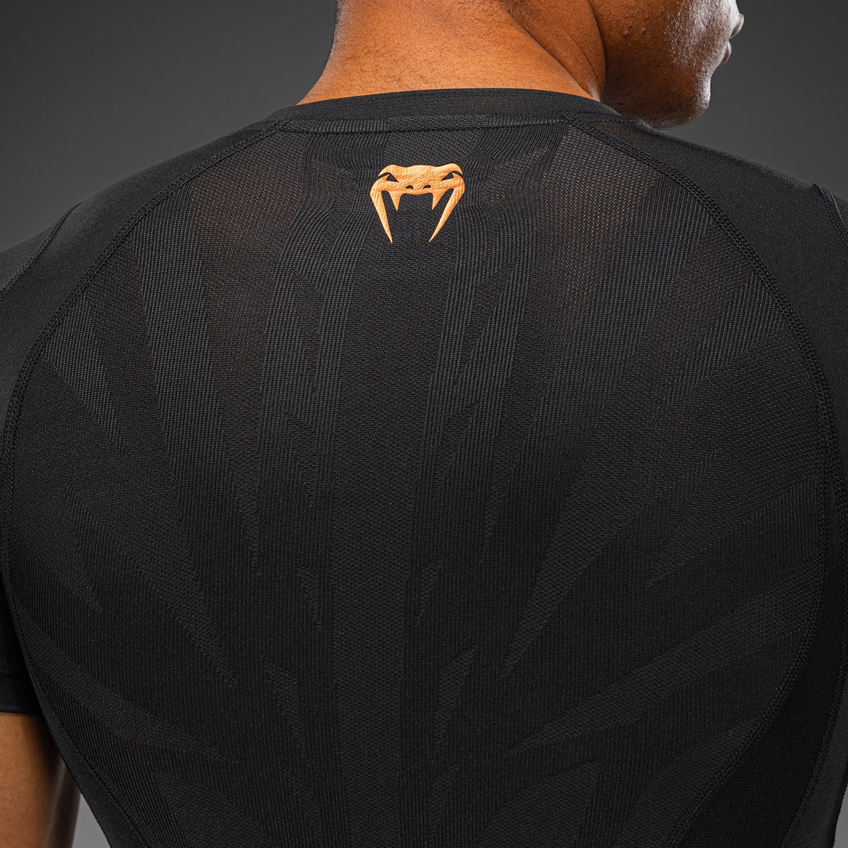 Rashguard manches courtes Venum G-Fit Revolution - Noir/Cuivre - product-type_T-Shirts de Compression
