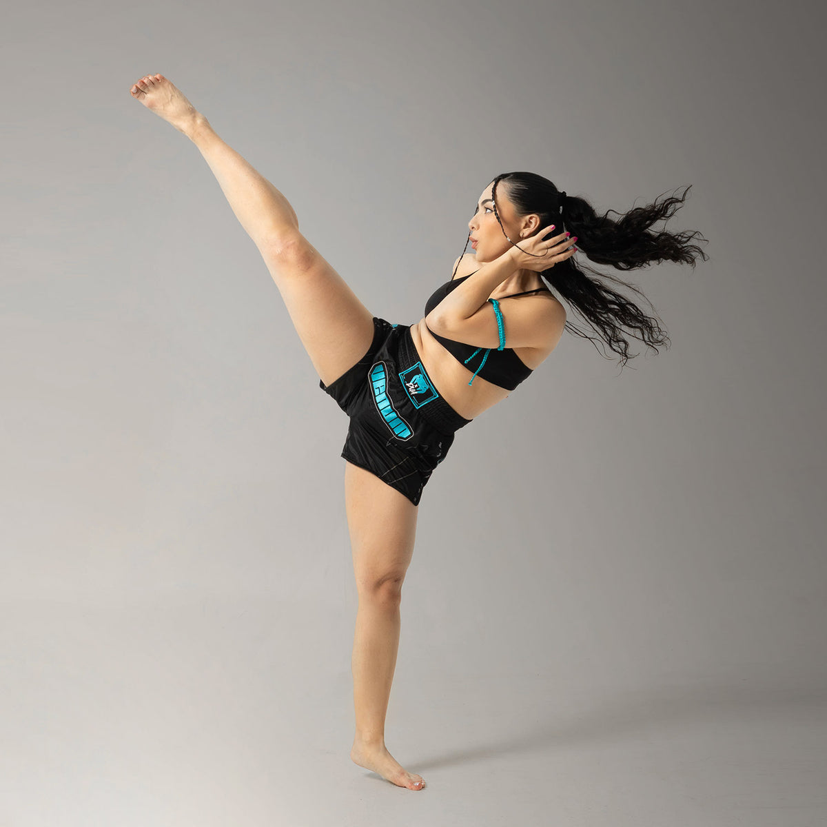 Short de Muay Thai Venum x Dua - Noir/Bleu électrique - product-type_Shorts de Muay Thai