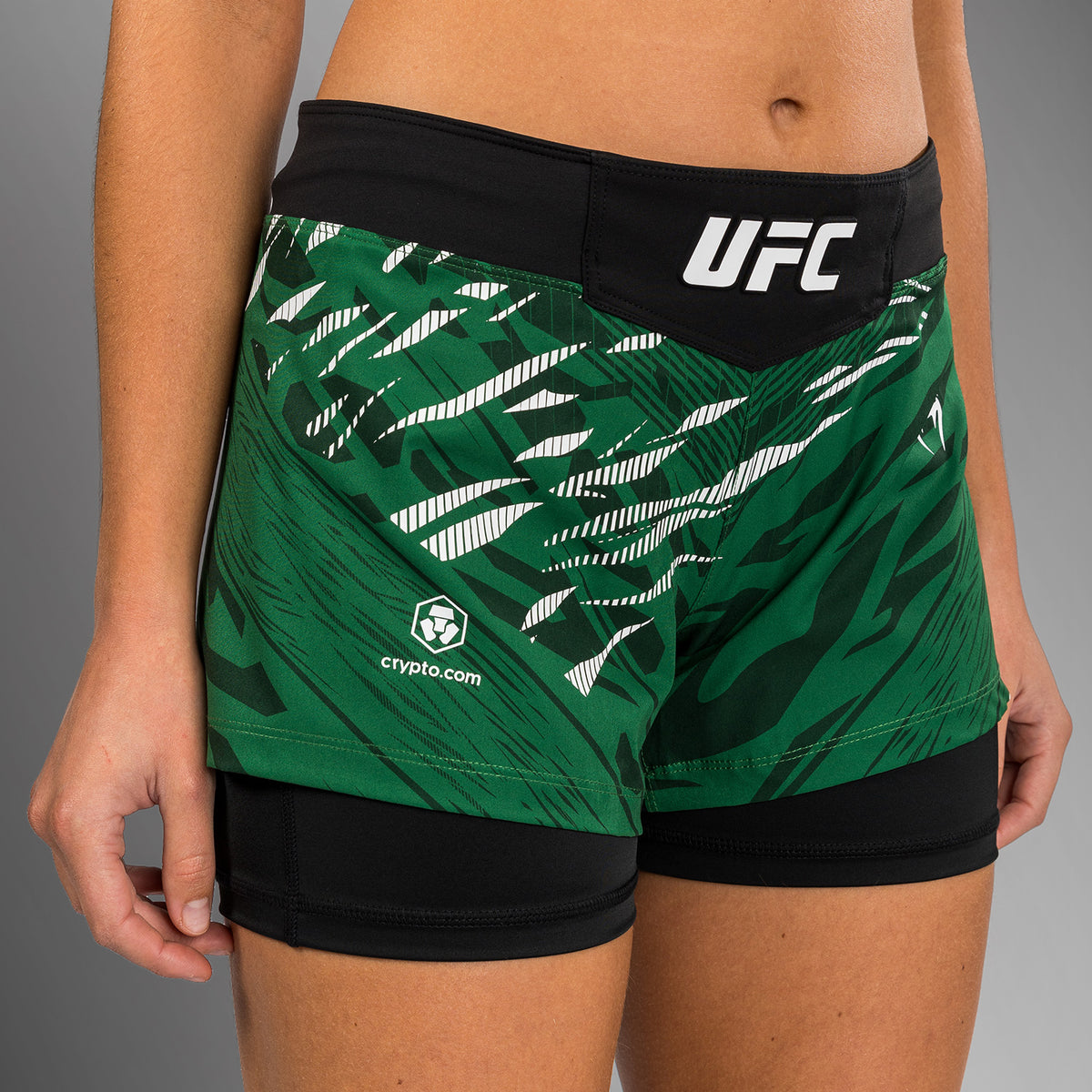 Shorts de Combat pour Femmes UFC Fusion by Venum Authentic Fight Night - Vert - product-type_Shorts de MMA