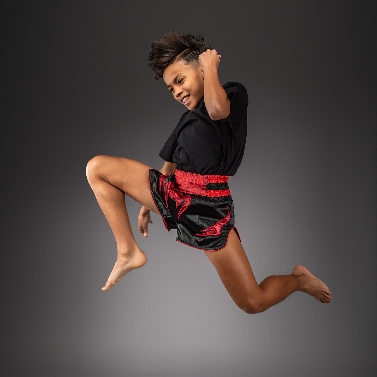 Short de Muay Thaï Pour Enfant Venum Attack - Noir/Rouge - product-type_Shorts de Muay Thai