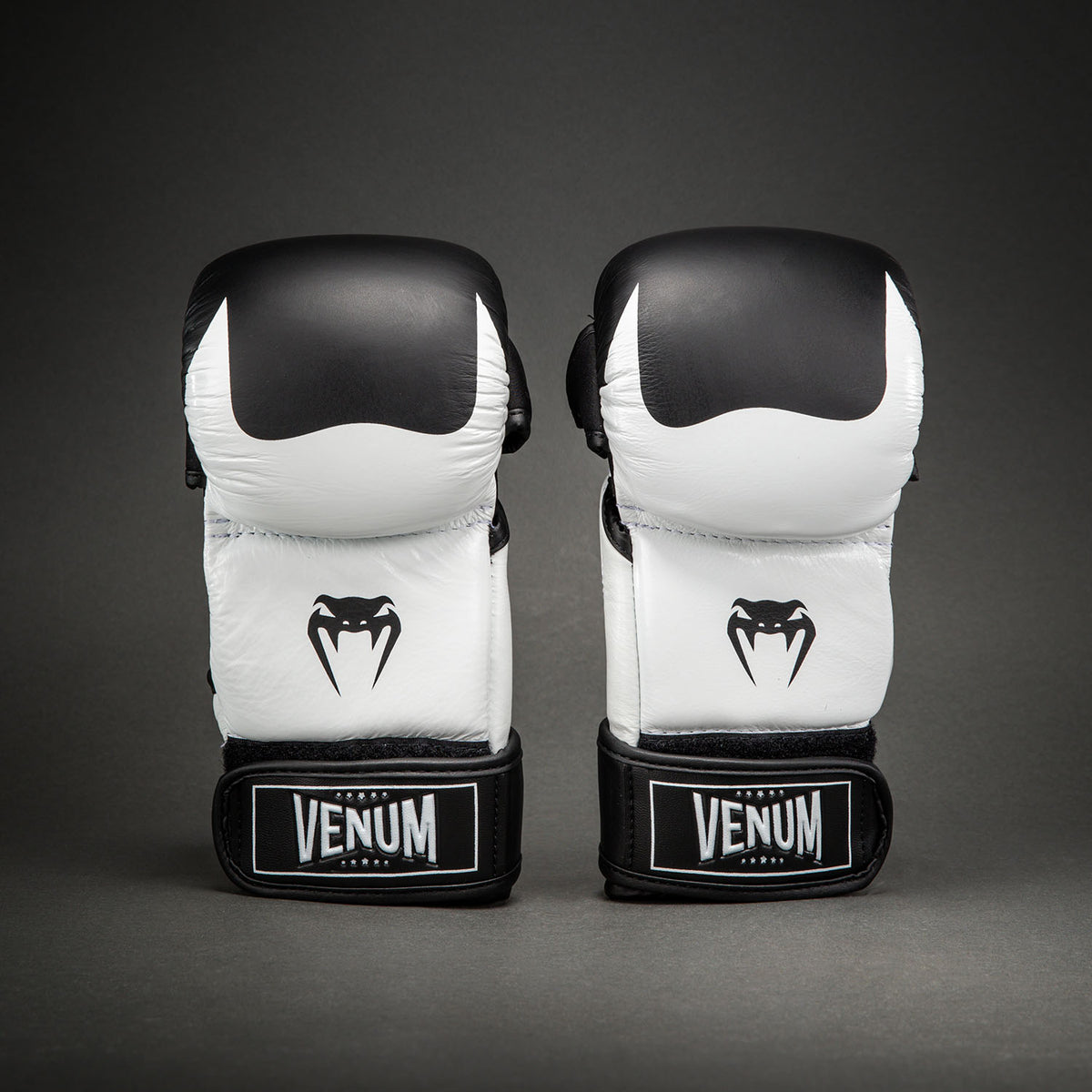Gants de Sparring en Cuir Venum Attack 2.0 – Noir/Blanc - product-type_Gants de Sparring