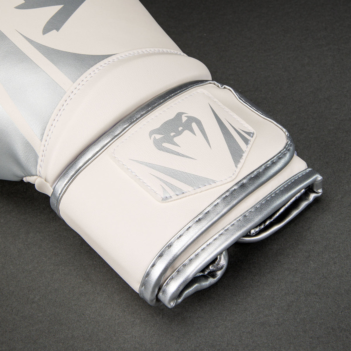 Gants de Boxe Venum Challenger 2.5 – Blanc/Argent - product-type_Gants de boxe