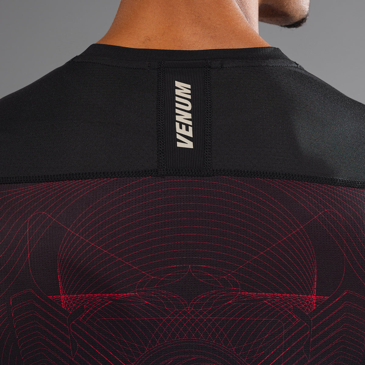 Rashguard à Manches Longues Venum G-Fit Air pour Hommes - Noir Profond/Rouge Feu - product-type_T-Shirts de Compression