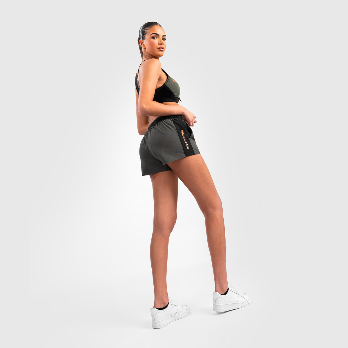 Short de performance pour Femmes UFC Adrenaline by Venum Fight Week - Khaki - product-type_Shorts de training