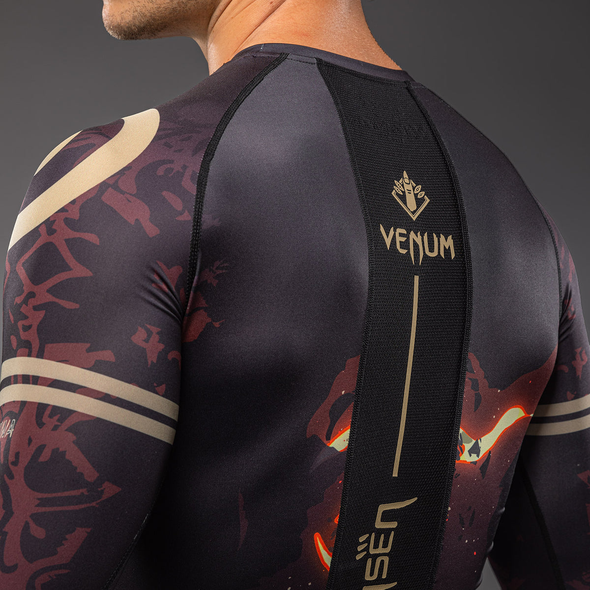 Rashguard à Manches Longues Sukuna Jujutsu Kaisen x Venum – Noir/Beige - product-type_T-Shirts de Compression