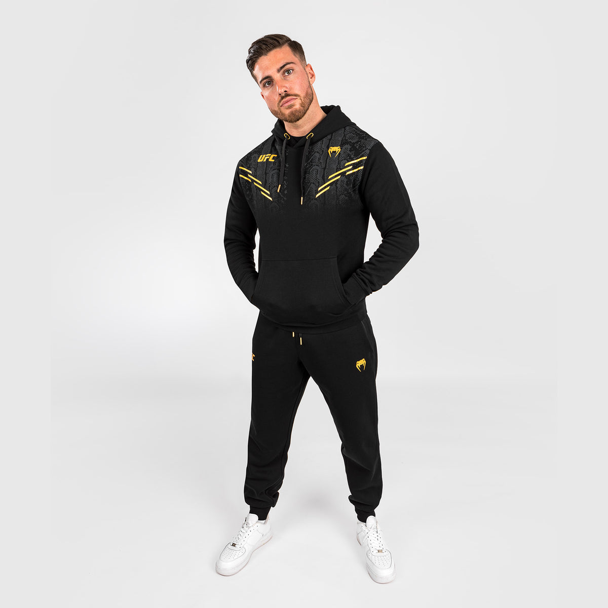 Sweatshirt à Capuche pour Hommes UFC Adrenaline by Venum Replica - Champion - product-type_Sweatshirts