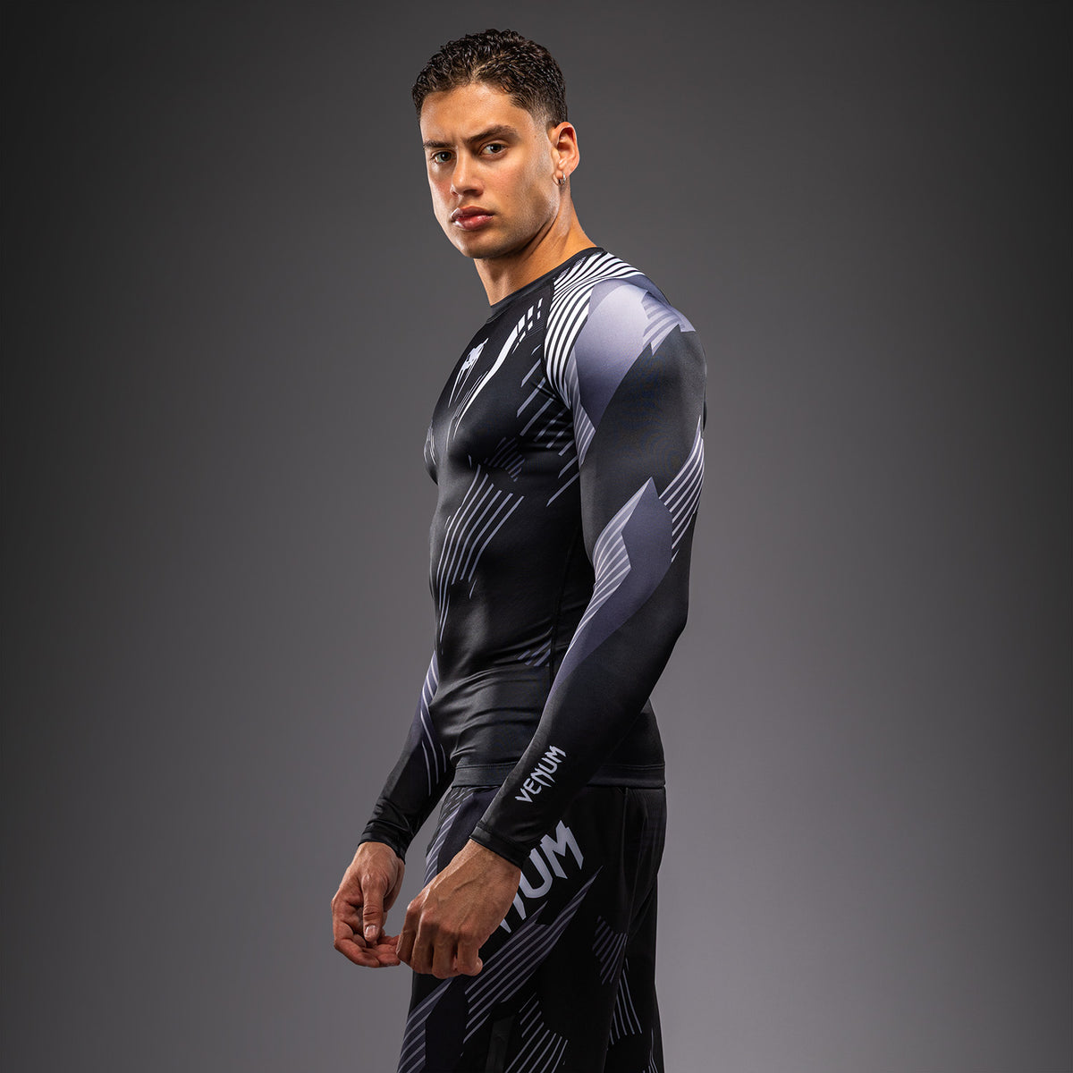 Rashguard à Manches Longues Venum No-Gi 6.0 - Noir/Blanc - product-type_T-Shirts de Compression