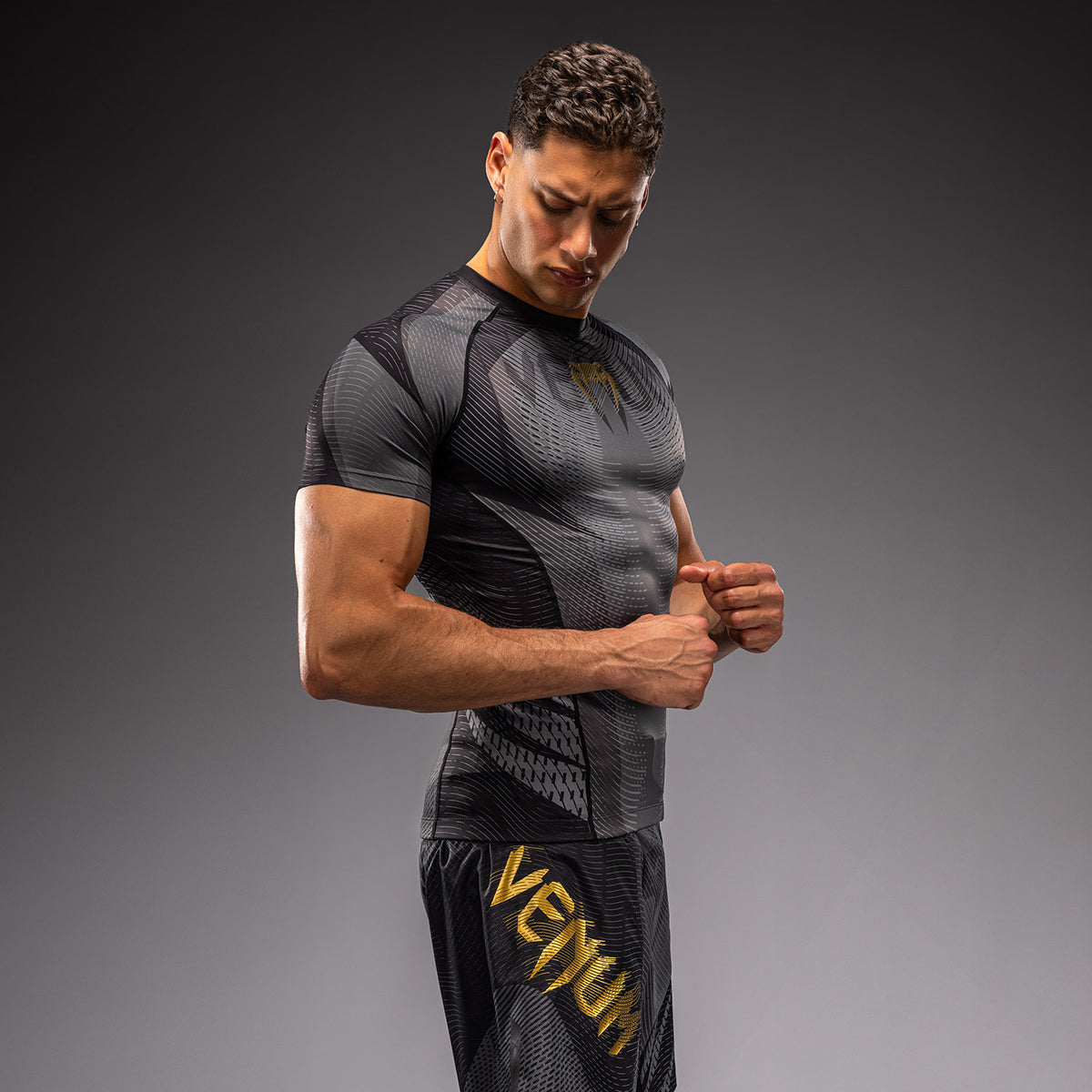 Rashguard à Manches Courtes Venum Galactic 3.0 - Noir/Or - product-type_T-Shirts de Compression