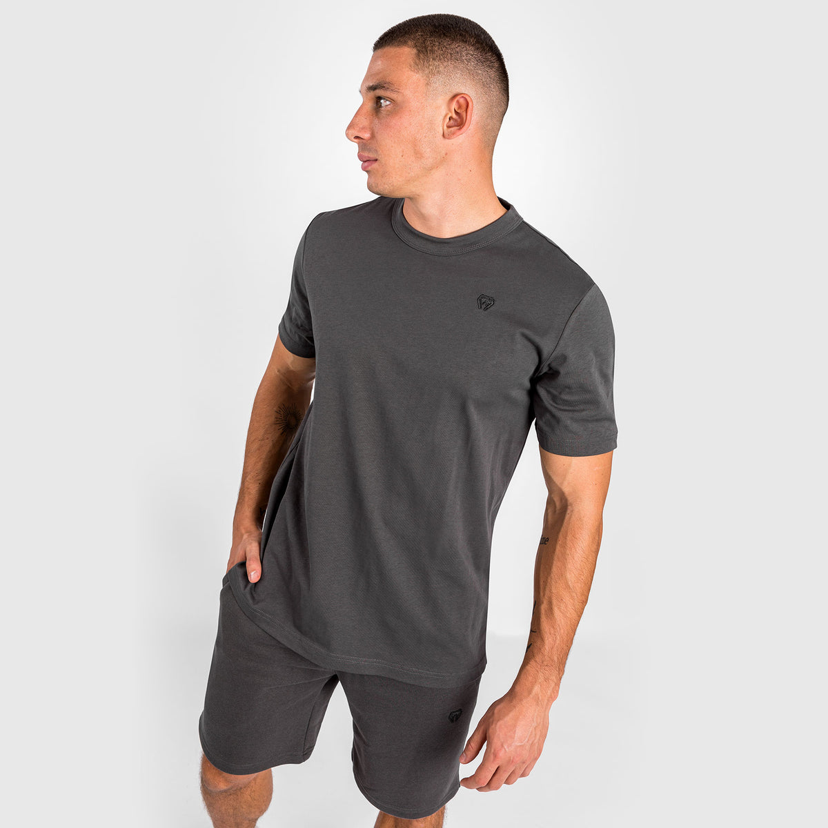 T-shirt Venum Silent Power - Gris - product-type_T-Shirts