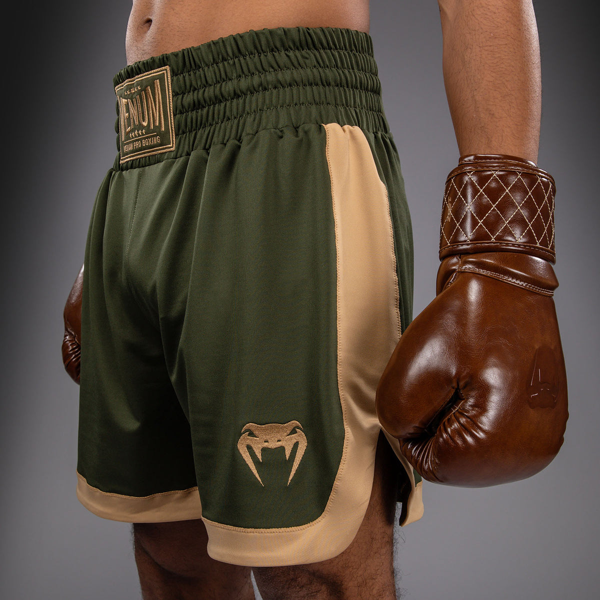 Short de boxe Venum Classic - Vert Militaire/Sable - product-type_Shorts de boxe