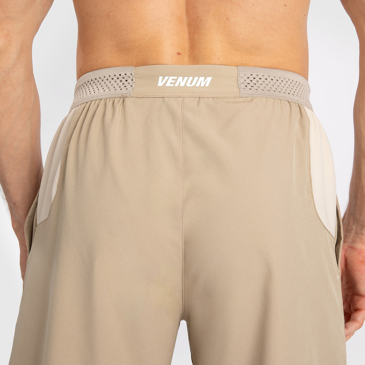 Short D'entraînement pour Hommes Venum Tempest - Beige/Sable - product-type_Shorts de training