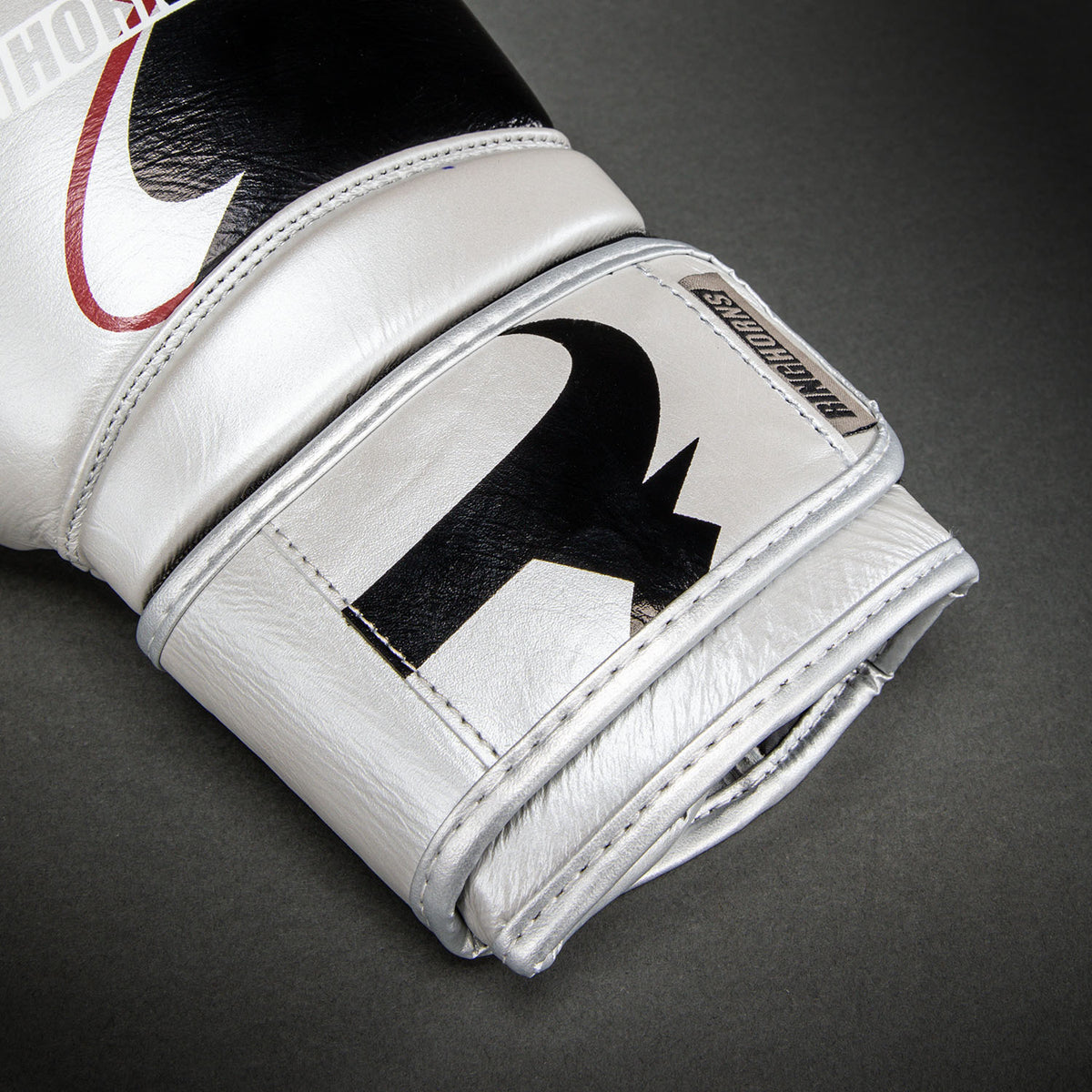 Gants de boxe Ringhorns Charger by Venum – Argent/Noir - product-type_Gants de boxe