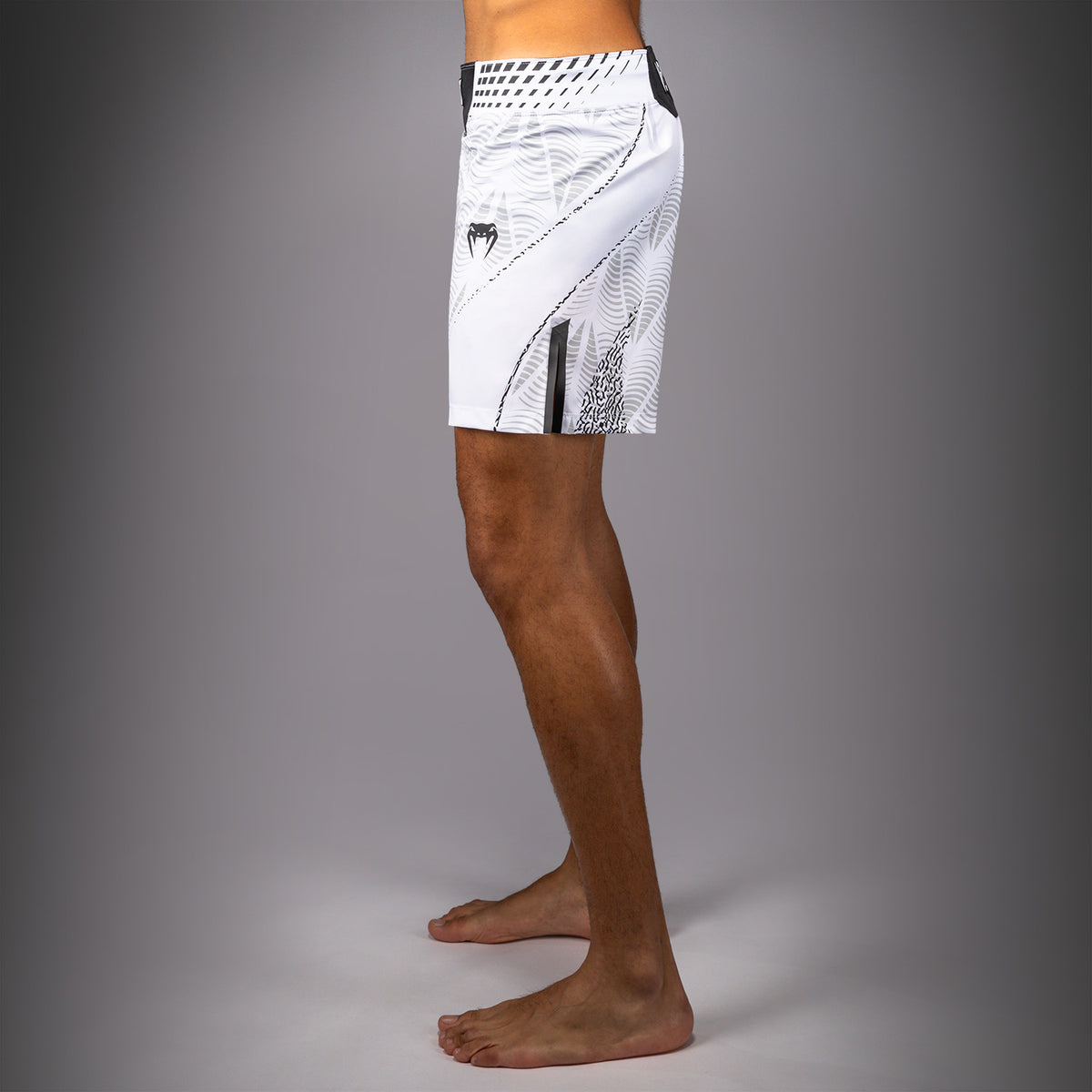 Short de combat coupe courte Homme UFC Zenith by Venum Authentic Fight Night - Blanc - product-type_Shorts de MMA