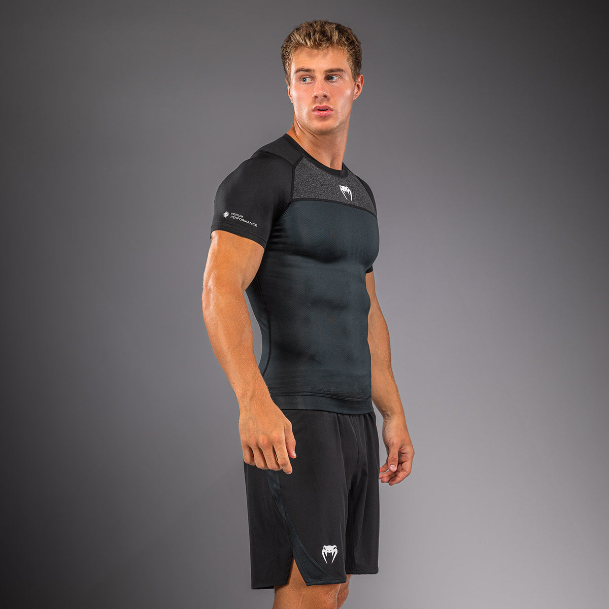 Rashguard manches courtes Venum G-Fit Scale - Noir - product-type_T-Shirts de Compression