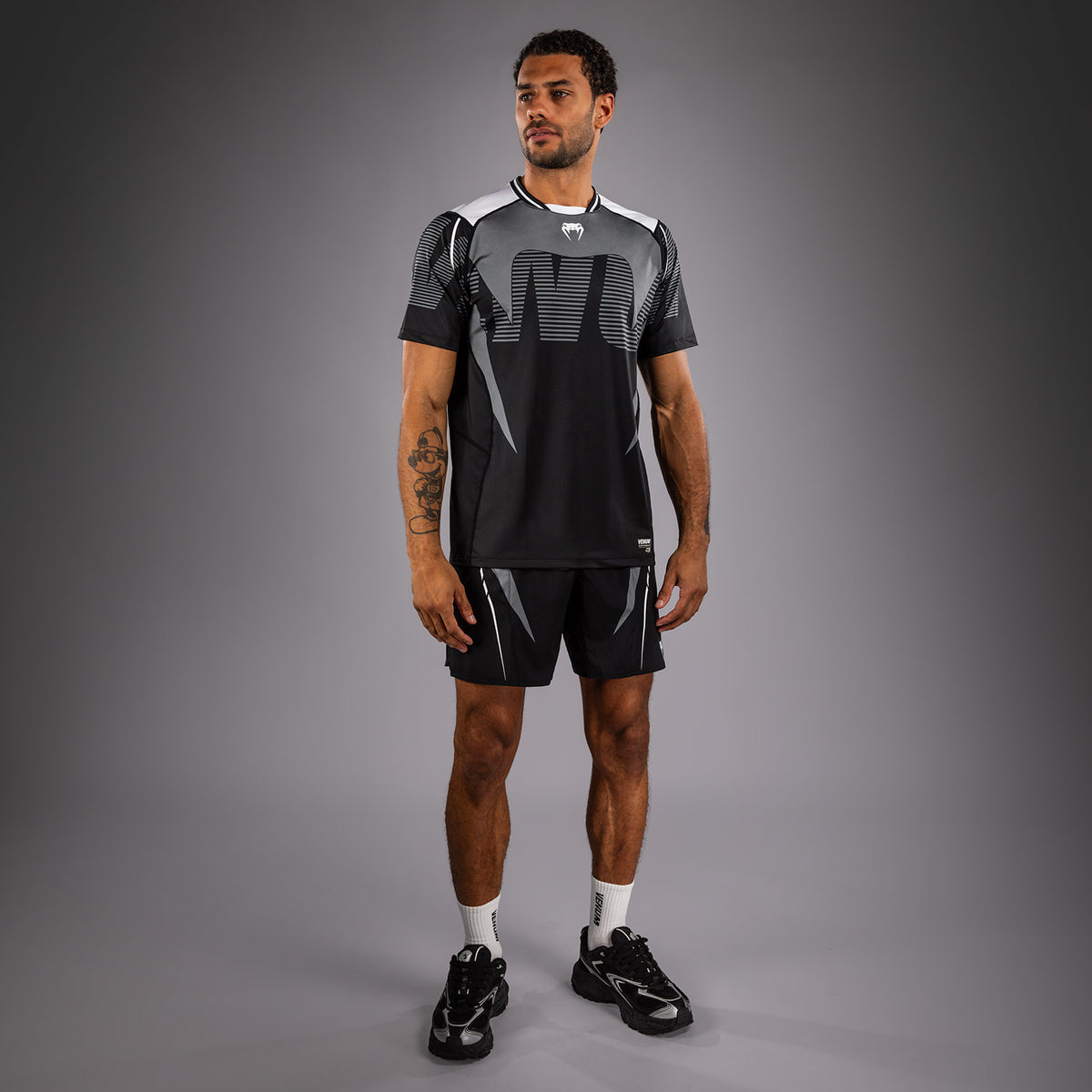 T-shirt Venum Adrenaline Dry Tech – Noir/Gris Argenté - product-type_T-Shirts Dry Tech