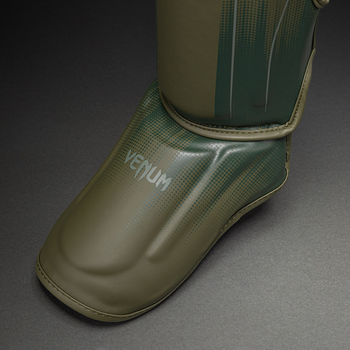 Protège-tibias Venum Stealth – Kaki/Vert Foncé - product-type_Protège-tibias