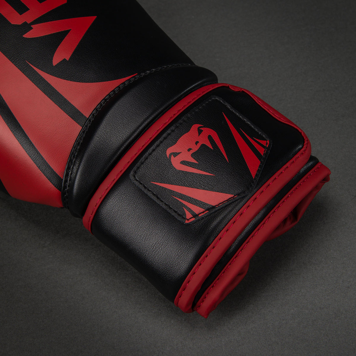 Gants de Boxe Venum Challenger 2.5 – Noir/Rouge - product-type_Gants de boxe