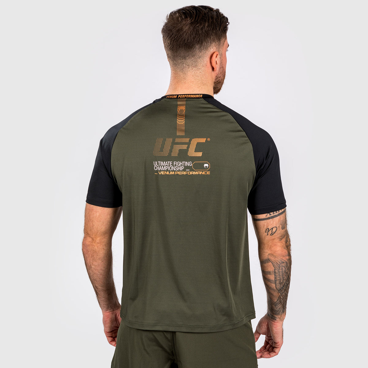 T-shirt Dry-tech pour Hommes UFC Adrenaline by Venum Fight Week - Kaki/Bronze - product-type_T-Shirts Dry Tech