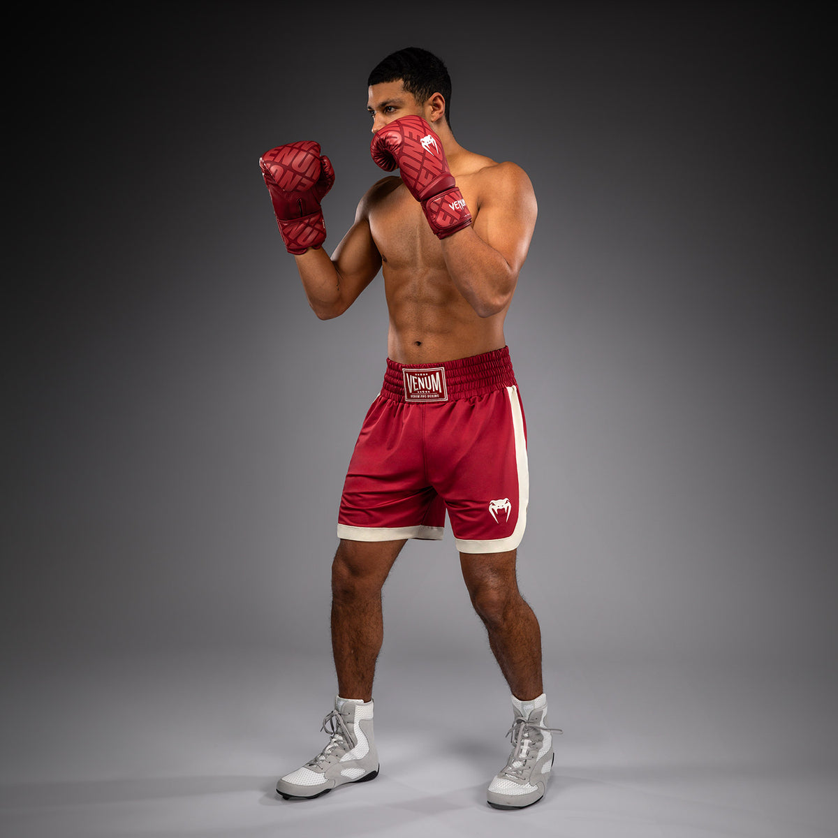Short de boxe Venum Classic – Rouge Rubis/Ivoire - product-type_Shorts de boxe
