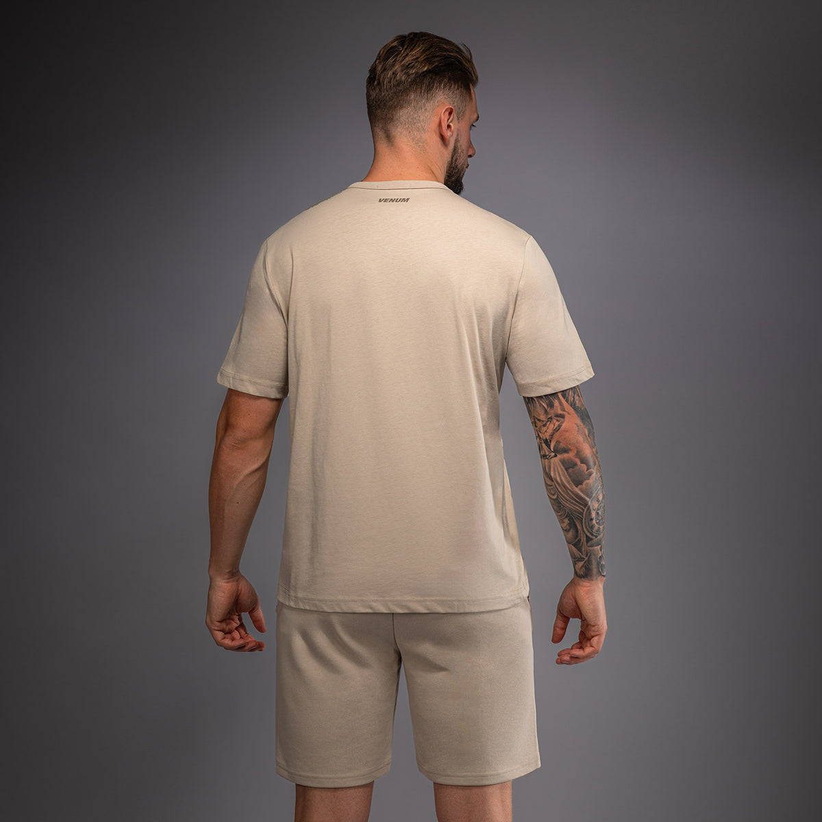 T-shirt Venum Giant 3D – Beige - product-type_T-Shirts