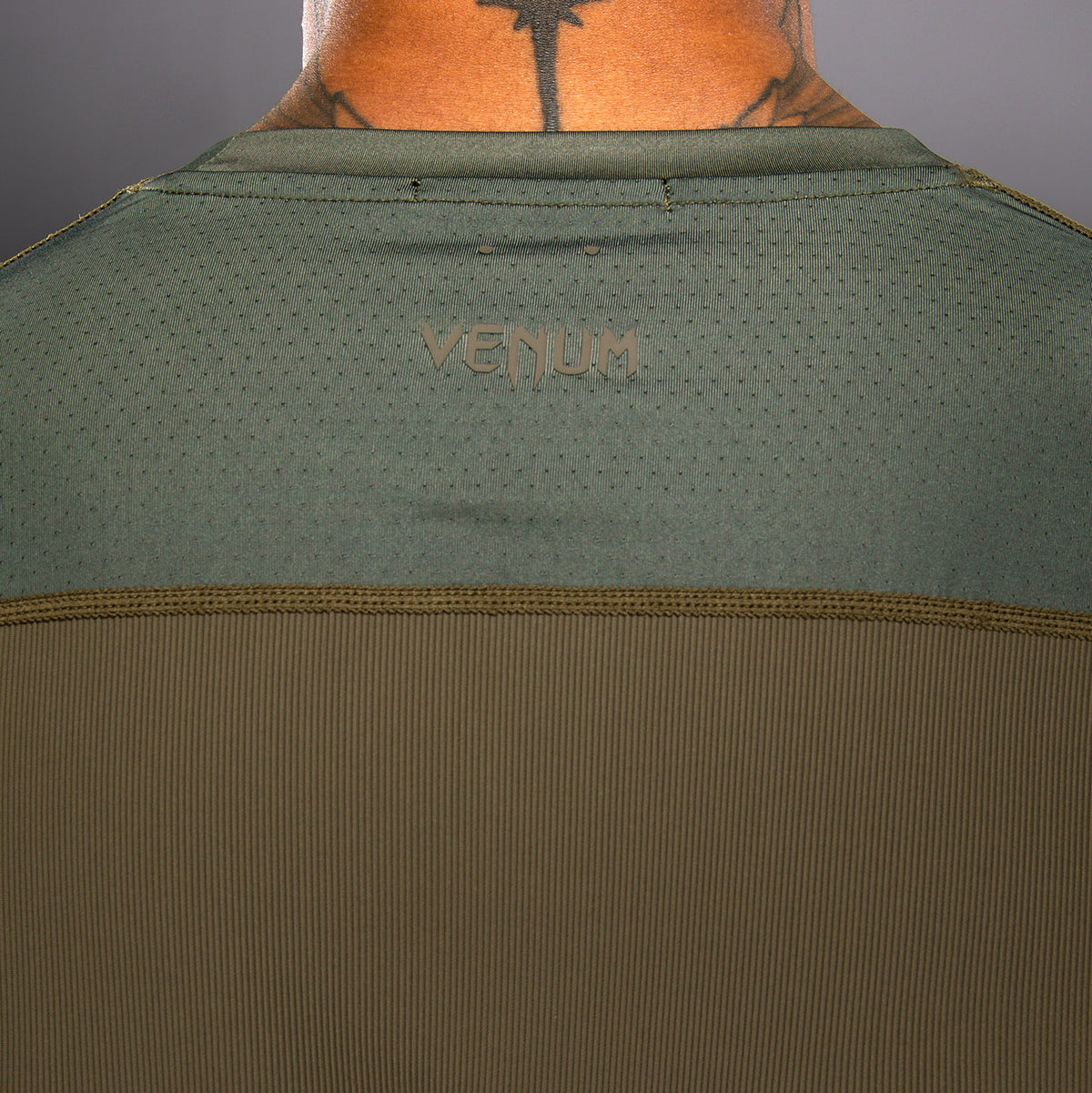 T-shirt Dry Tech Venum Stealth – Kaki/Vert Foncé - product-type_T-Shirts Dry Tech