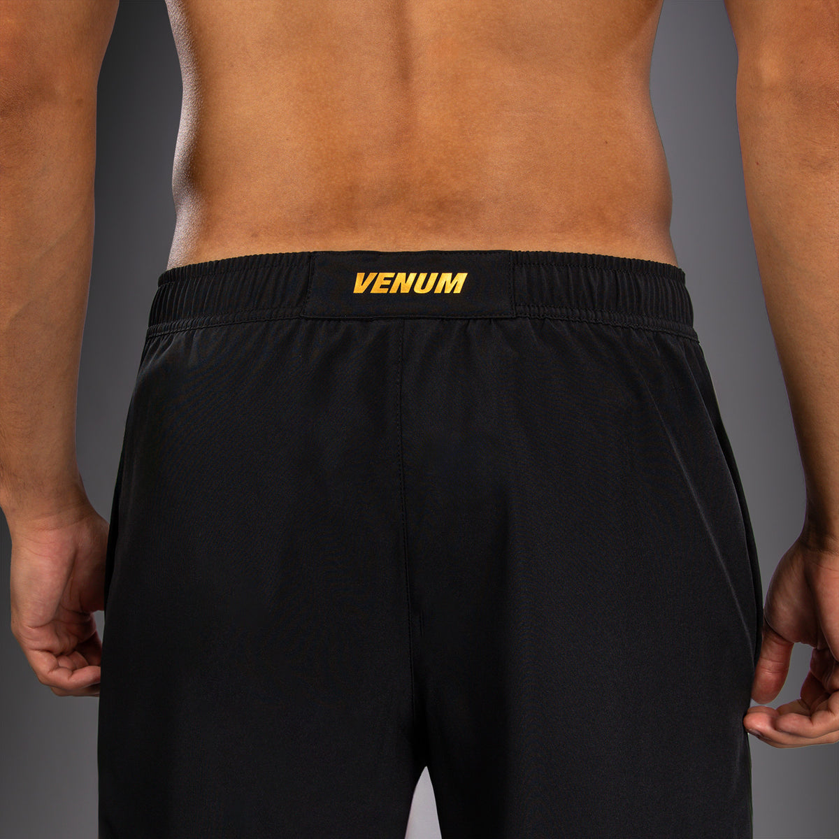 Short d’Entraînement Venum G-Core - Noir/Or - product-type_Shorts de training