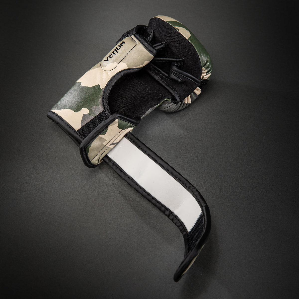 Gants de Sparring Venum Elite - Kaki/ Blanc Cassé - product-type_Gants de MMA