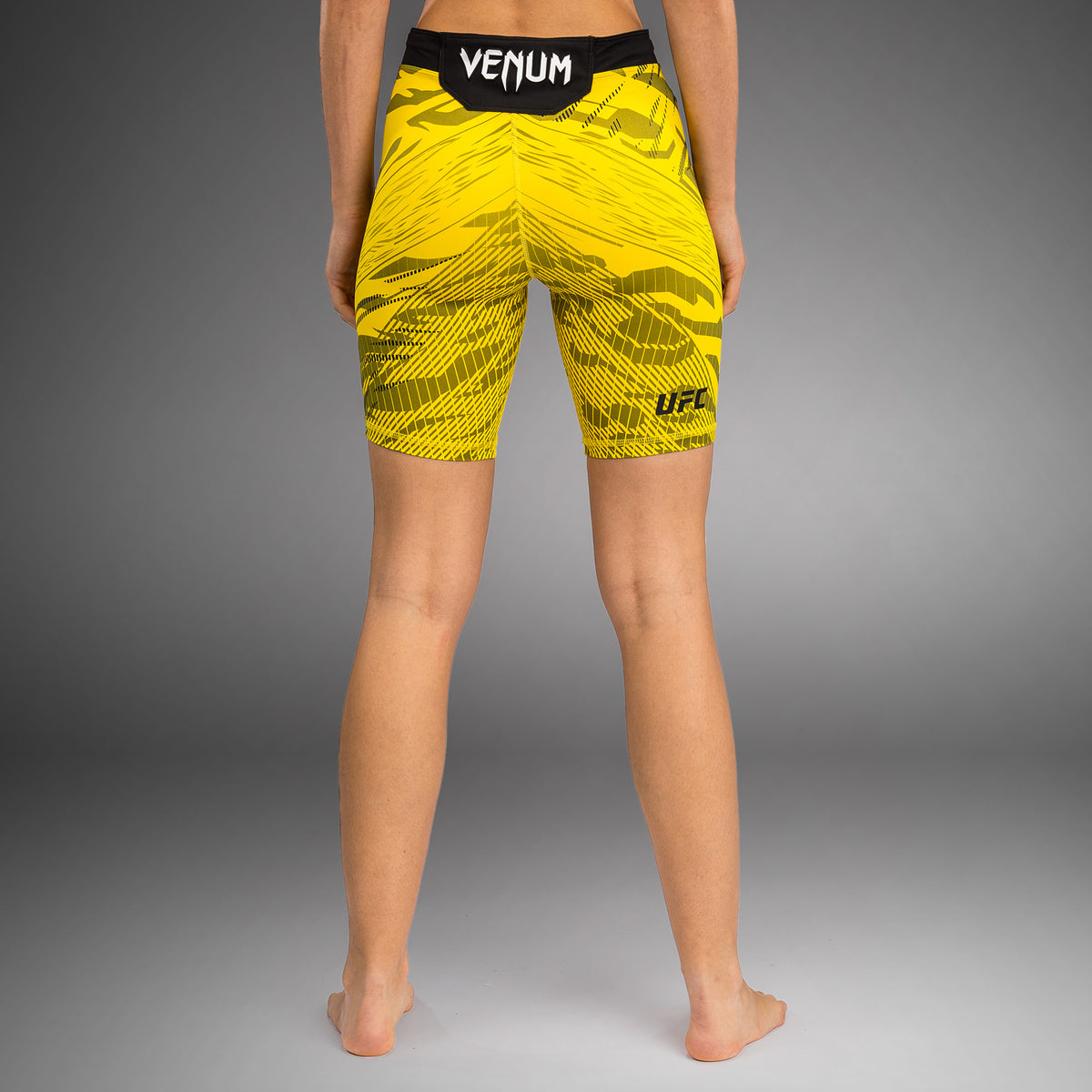 Short de compression pour Femmes UFC Fusion by Venum Authentic Fight Night - Coupe Longue - Jaune - product-type_Shorts de compression