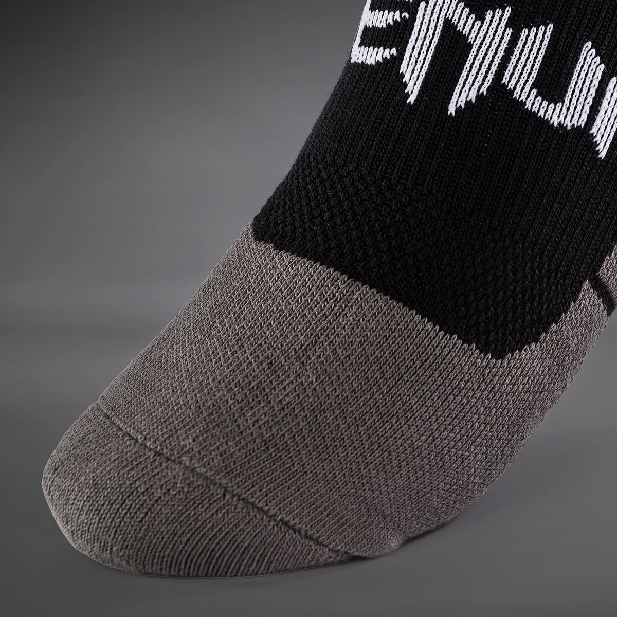 Chaussettes Performance Venum Elite - Noir/Blanc - product-type_Chaussettes de Football US