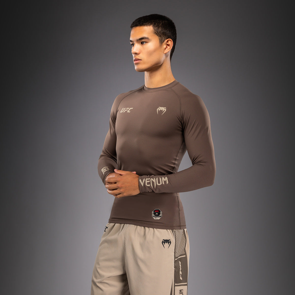 Rashguard à Manches Longues Technique pour Homme Venum UFC Unity by Venum Authentic Fight Week - Marron - product-type_T-Shirts de Compression
