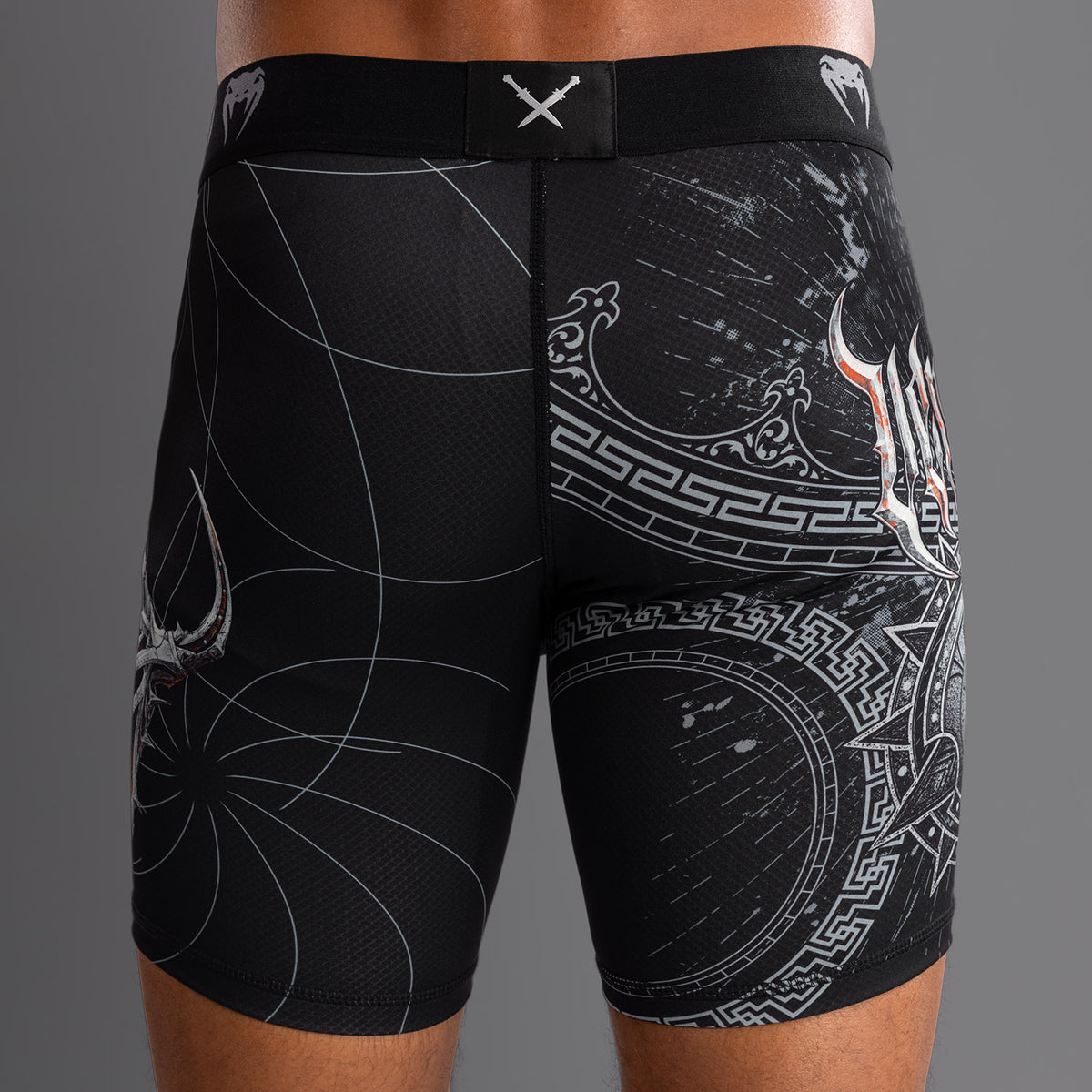 Short de compression pour Hommes Venum Gladiator 5.0 - Noir/Argent - product-type_Shorts de compression