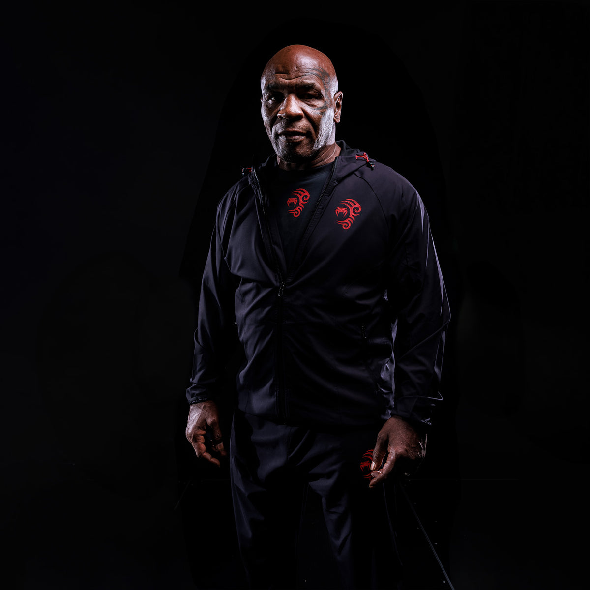 Veste de Survêtement Venum x Mike Tyson Tiger - Noir Profond/Rouge Intense - product-type_Vestes