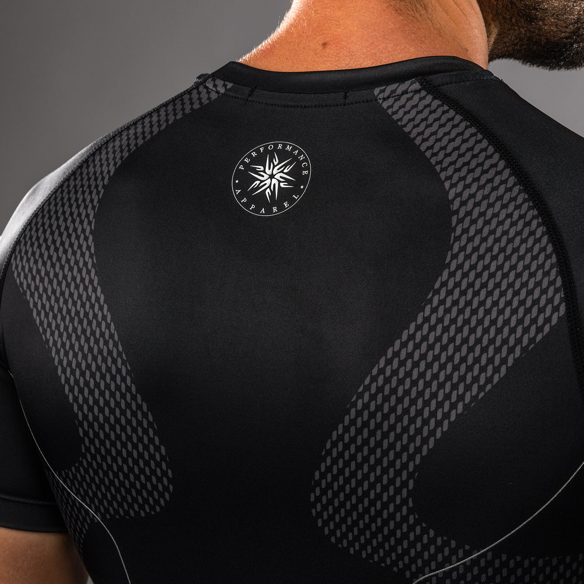 Rashguard Manches Courtes Venum Nexus – Noir/Argent - product-type_T-Shirts de Compression