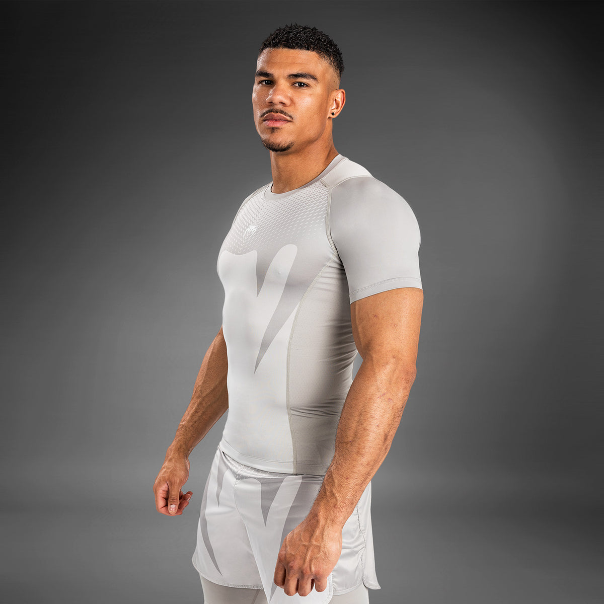 Rashguard à Manches courtes pour Hommes Venum Attack - Sable - product-type_T-Shirts de Compression