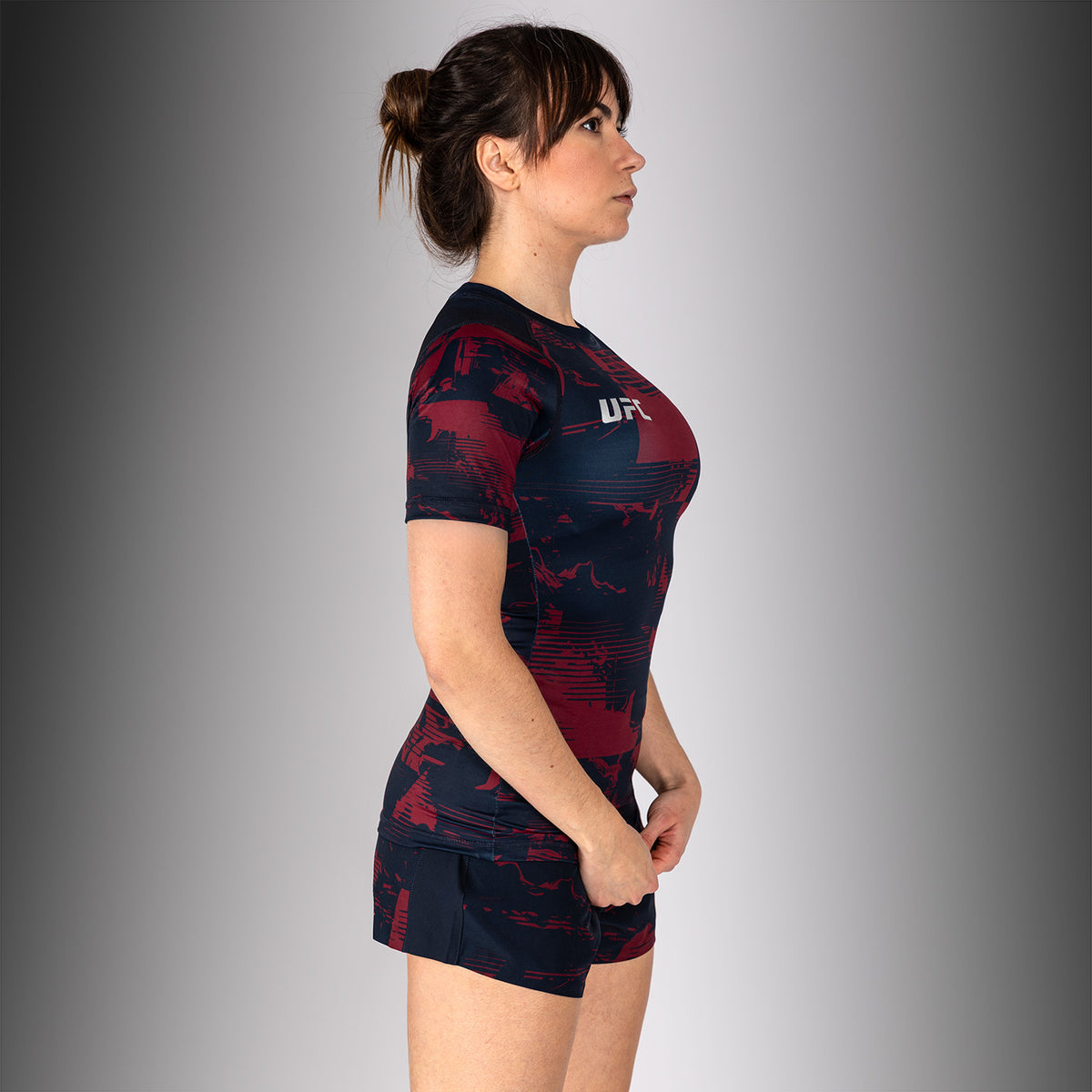 Rashguard manches courtes Performance Femme UFC Zenith by Venum Authentic Fight Week - Bleu marine/Bordeaux/Argent - product-type_T-Shirts de Compression