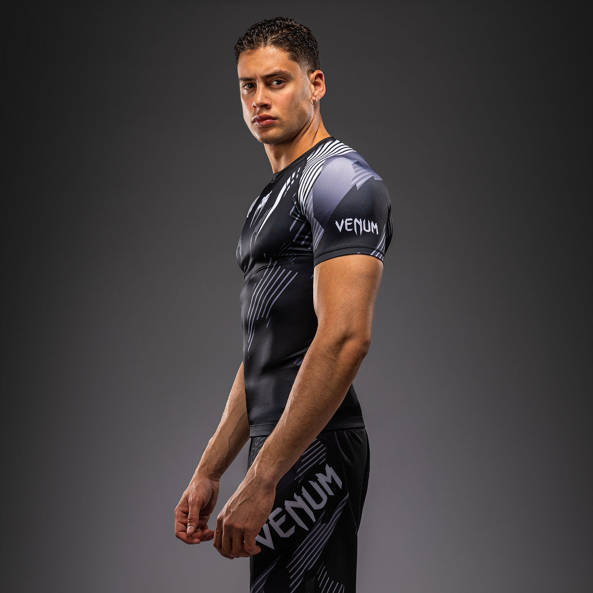 Rashguard à Manches Courtes Venum No-Gi 6.0 - Noir/Blanc - product-type_T-Shirts de Compression