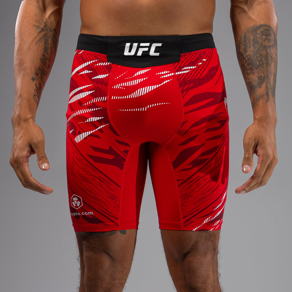 Shorts Vale Tudo pour Hommes UFC Fusion by Venum Personnalisé Authentic Fight Night - Rouge - product-type_Shorts de MMA