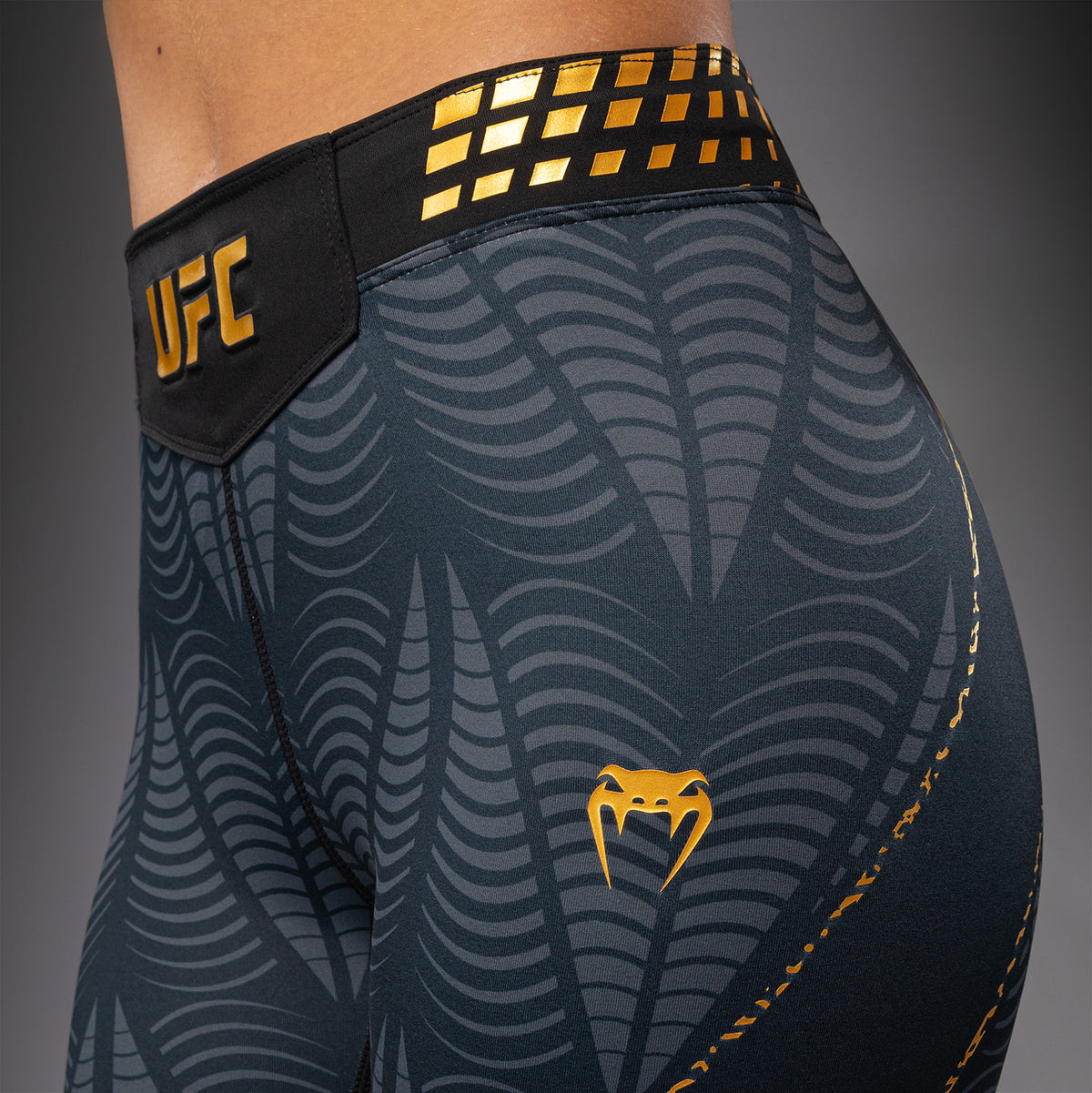 Short de compression coupe courte Femme UFC Zenith by Venum Authentic Fight Night - Champion - product-type_Shorts de compression