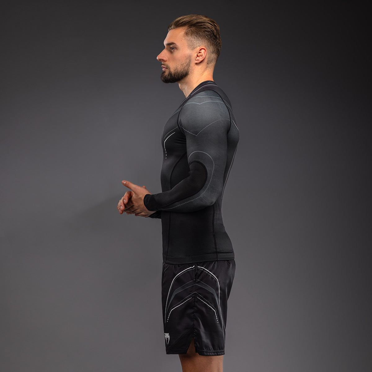 Rashguard à Manches Longues Venum Streamline – Noir/Blanc - product-type_T-Shirts de Compression