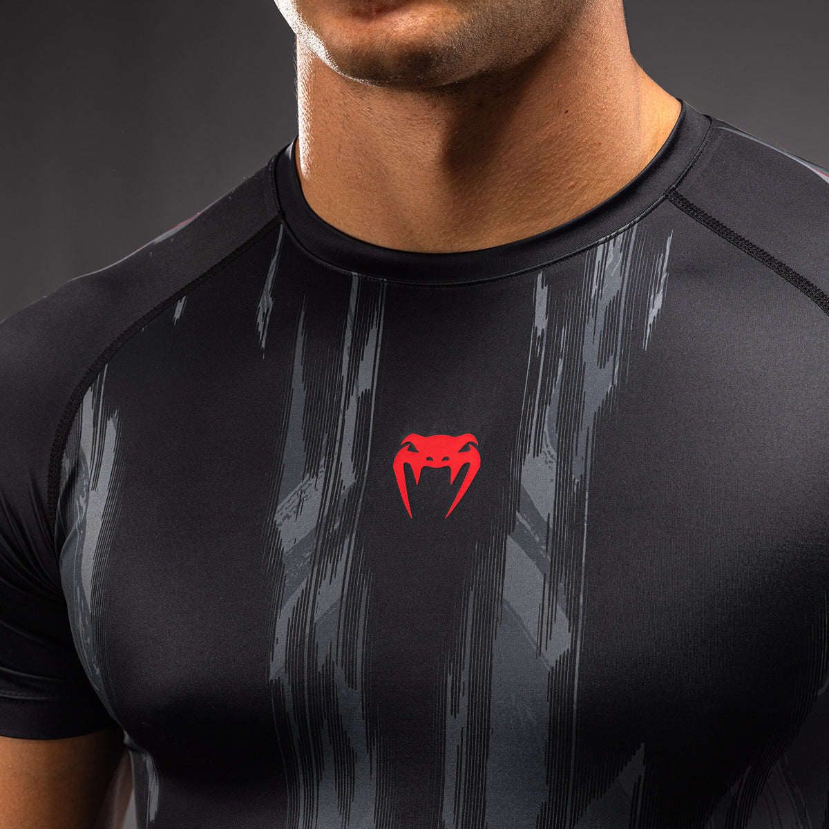 Rashguard à Manches Courtes Venum Demon - Noir/Gris - product-type_T-Shirts de Compression