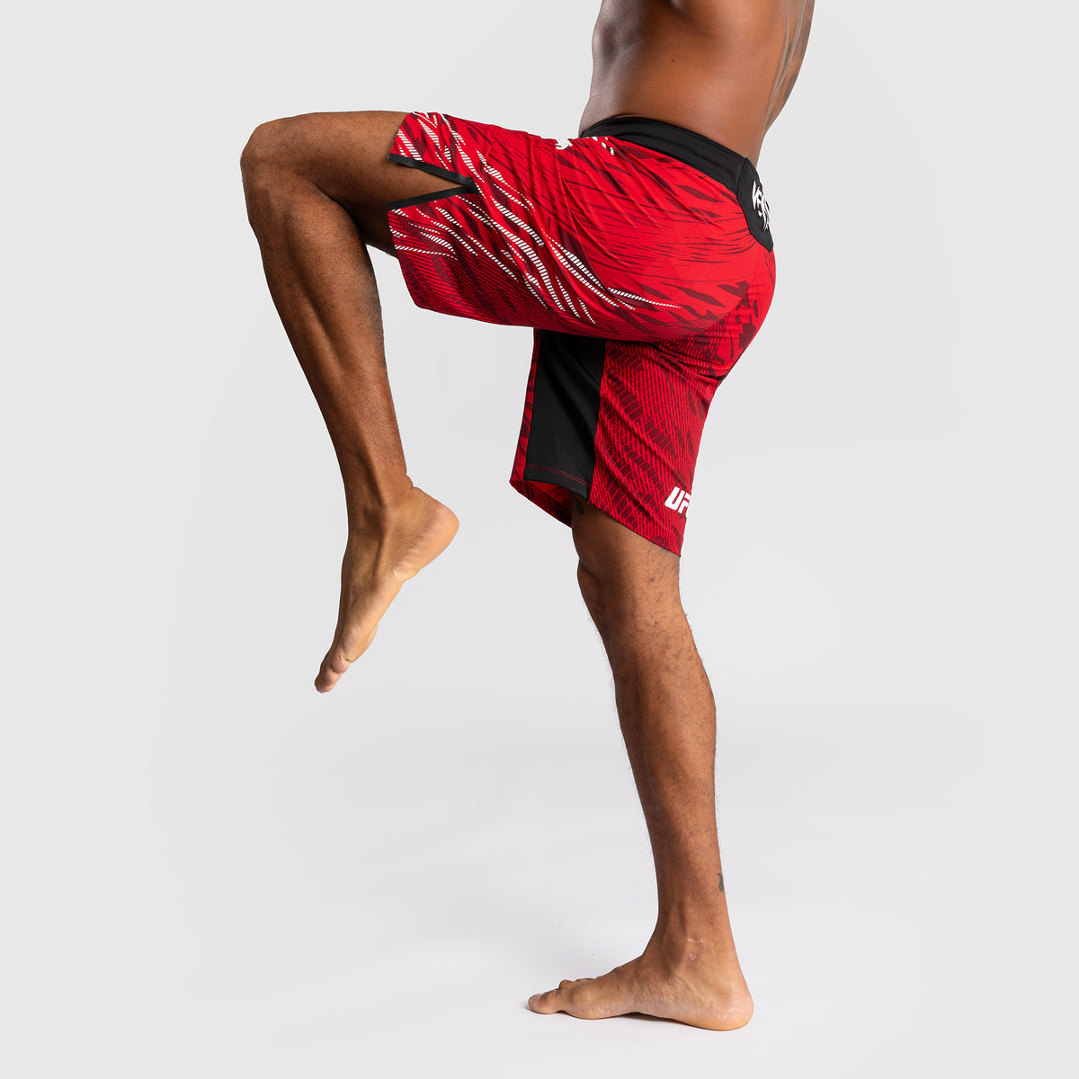 Shorts de Combat pour Hommes UFC Fusion by Venum Personnalisé Authentic Fight Night - Coupe Longue - Rouge - product-type_Shorts de MMA