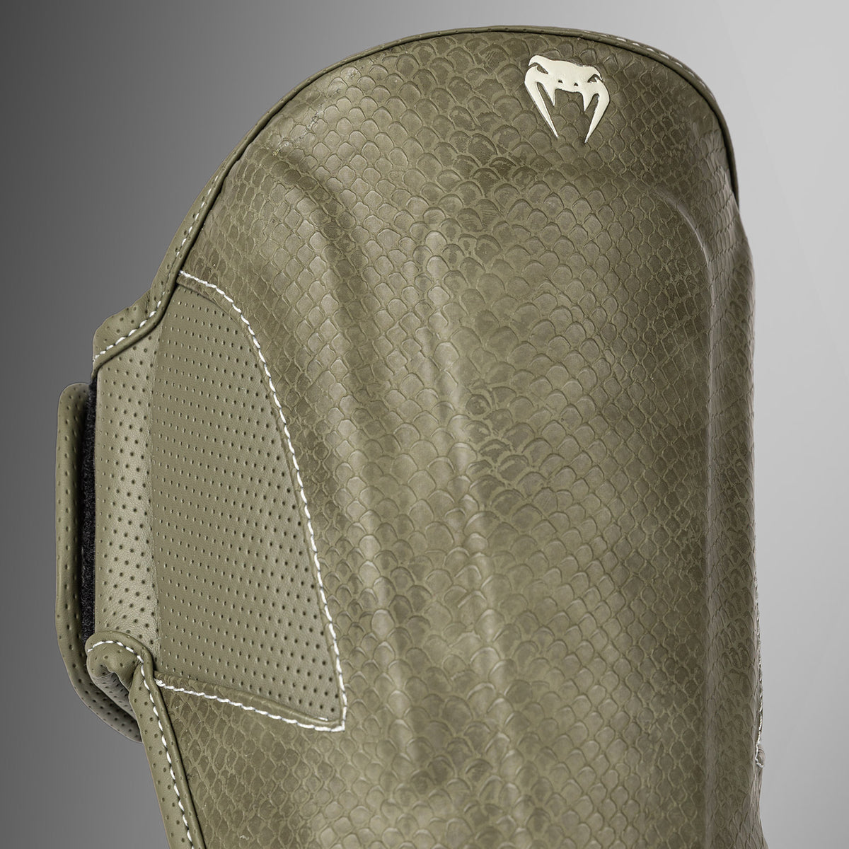 Protège-tibias Venum Impact Evo Scales – Vert Armée - product-type_Protège-tibias