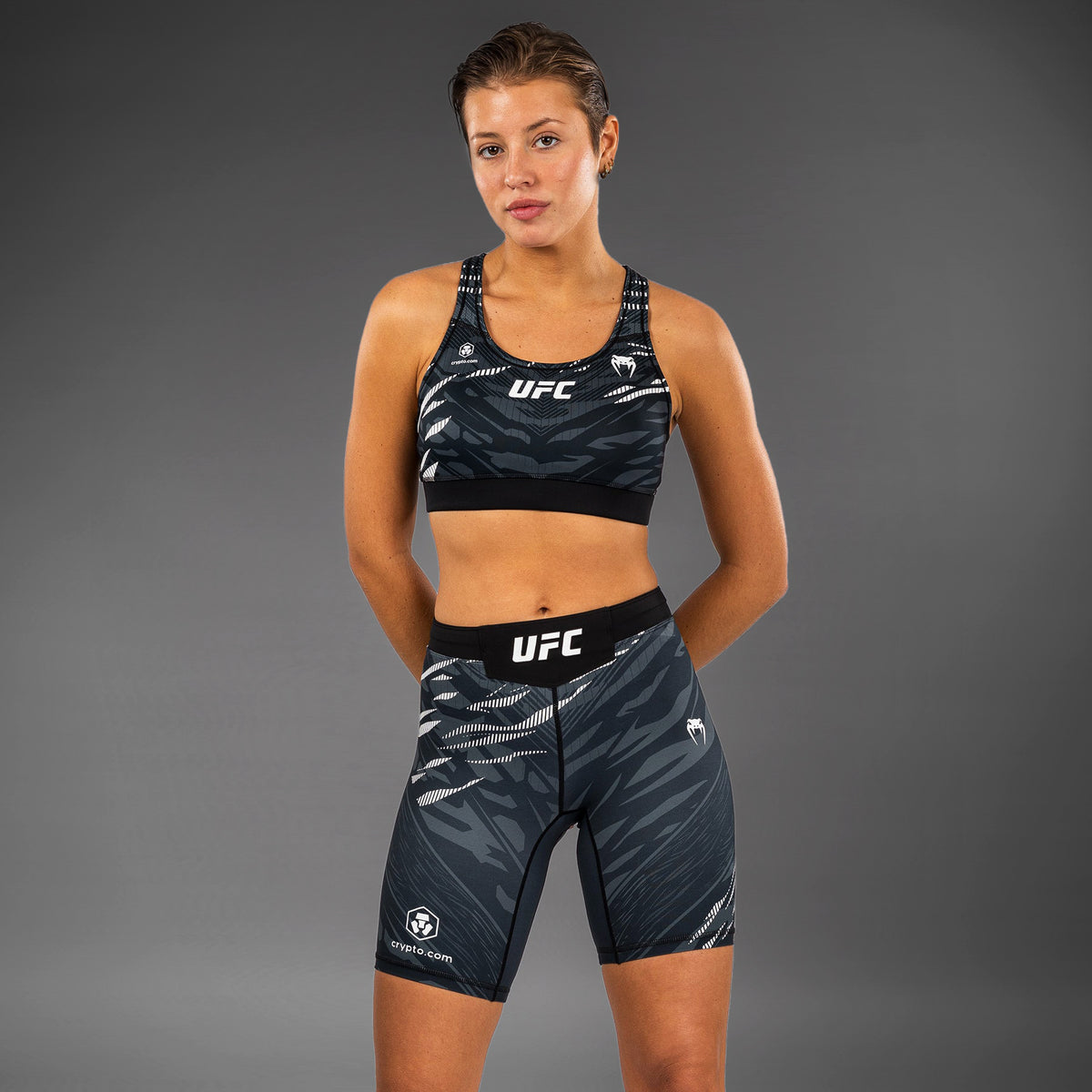 Short de compression pour Femmes UFC Fusion by Venum Authentic Fight Night - Coupe Longue - Noir - product-type_Shorts de compression