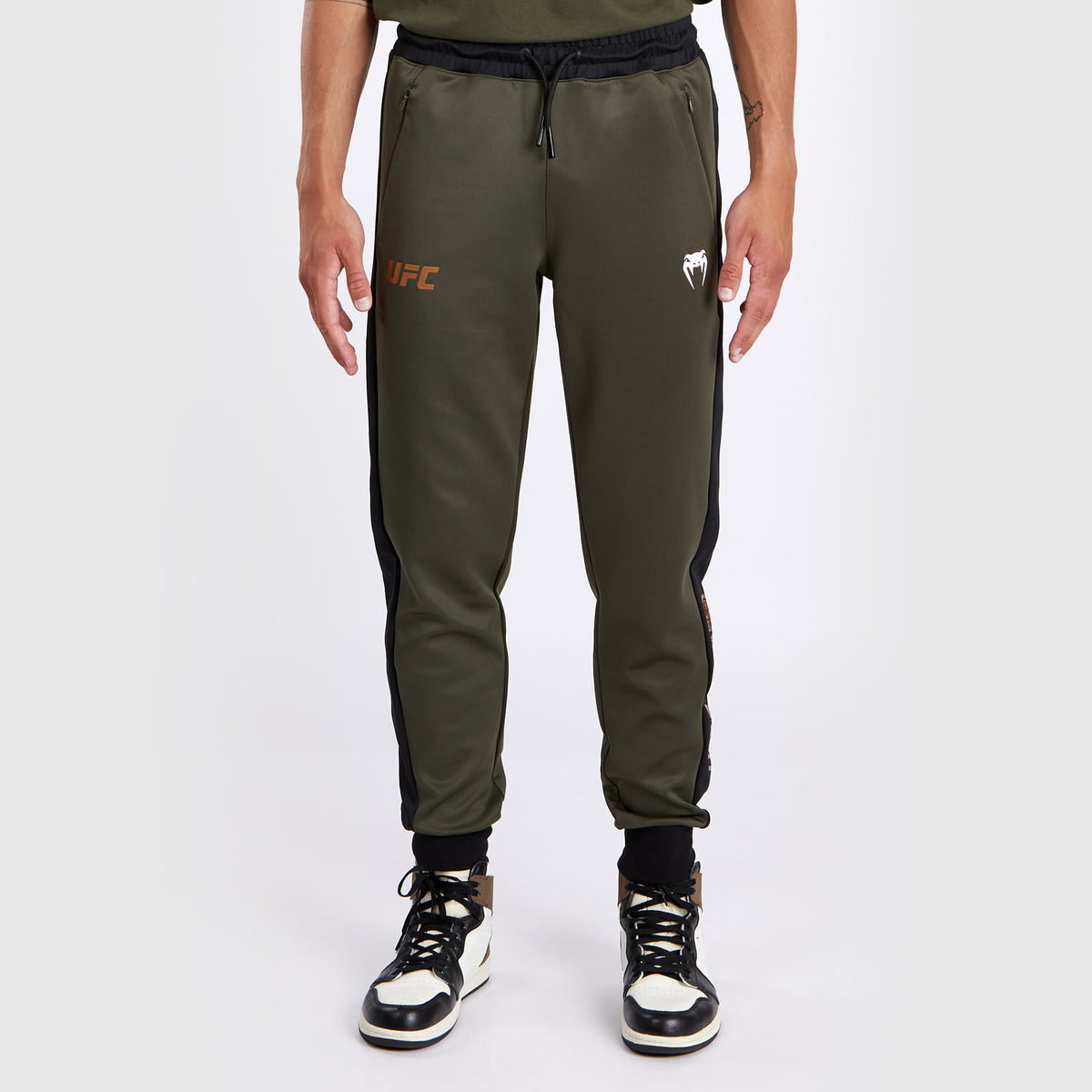 Pantalon de jogging de performance pour Hommes UFC Adrenaline by Venum Fight Week - Kaki/Bronze - product-type_Pantalons de jogging