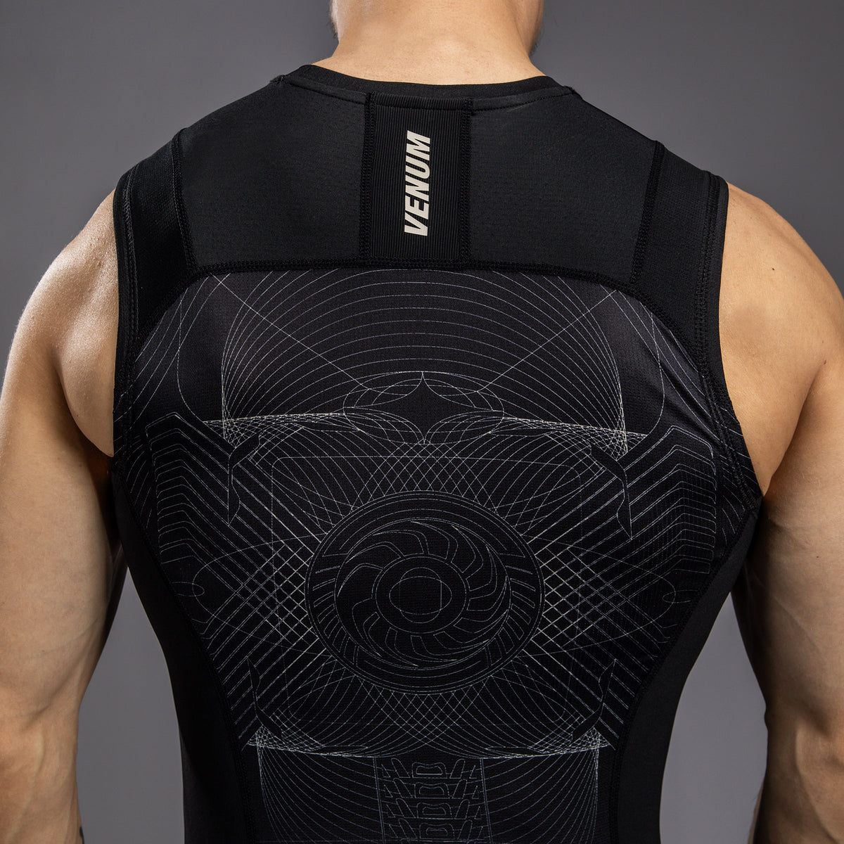 Rashguard sans Manches Venum G-Fit Air pour Hommes - Noir Intense/Sable Désert - product-type_T-Shirts de Compression