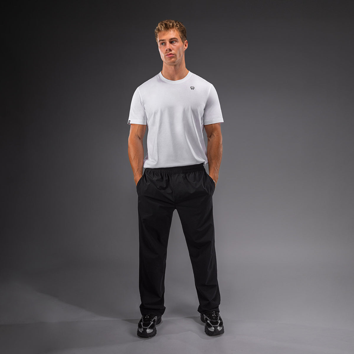 Pantalon droit Venum Essential Woven Straight - Noir - product-type_Pantalons de Compression